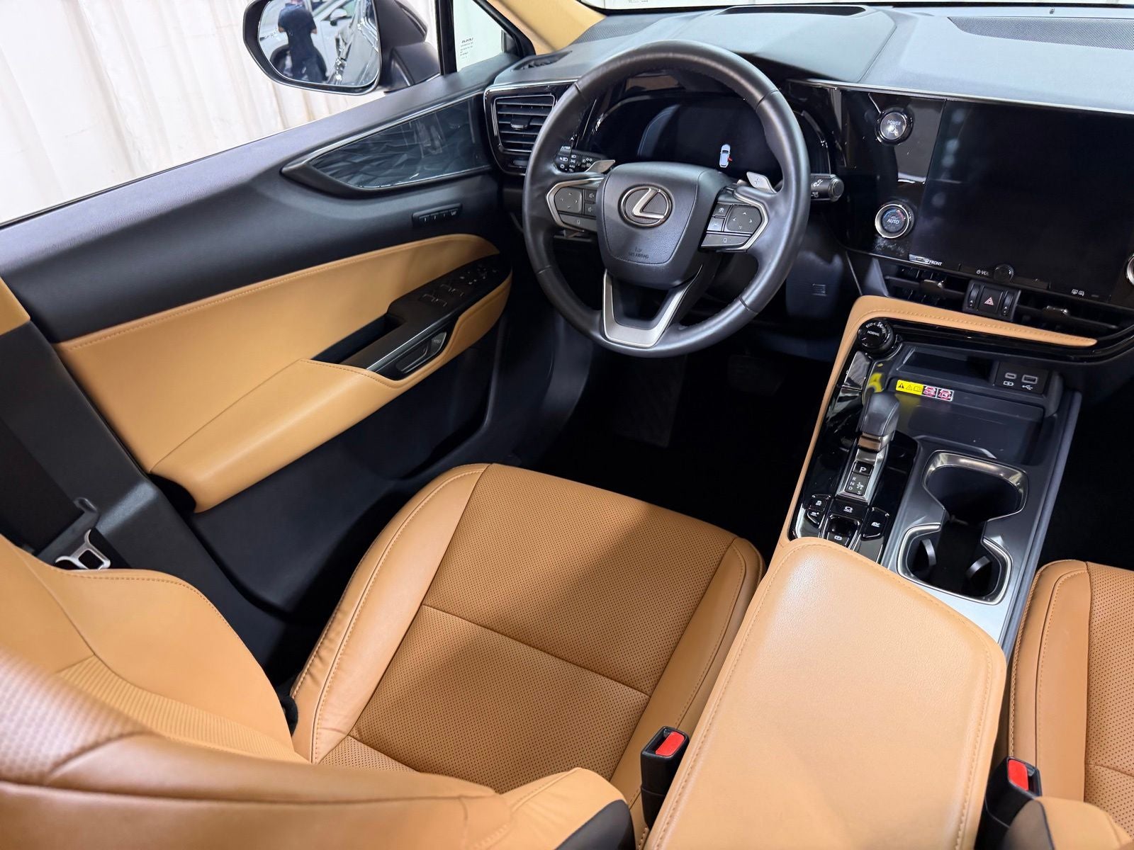 2023 Lexus NX 350h Premium