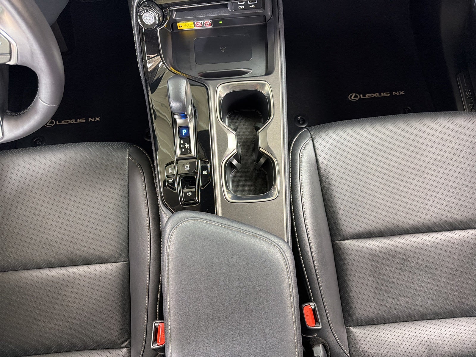 2024 Lexus NX 350h Premium