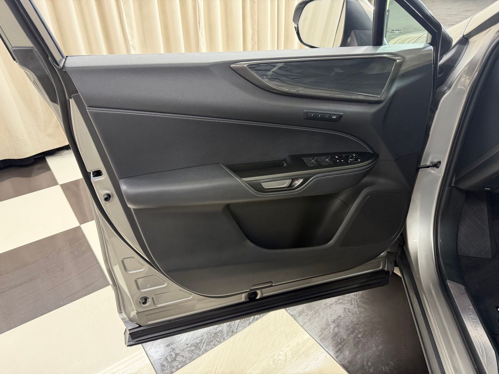2023 Lexus NX 350h Premium