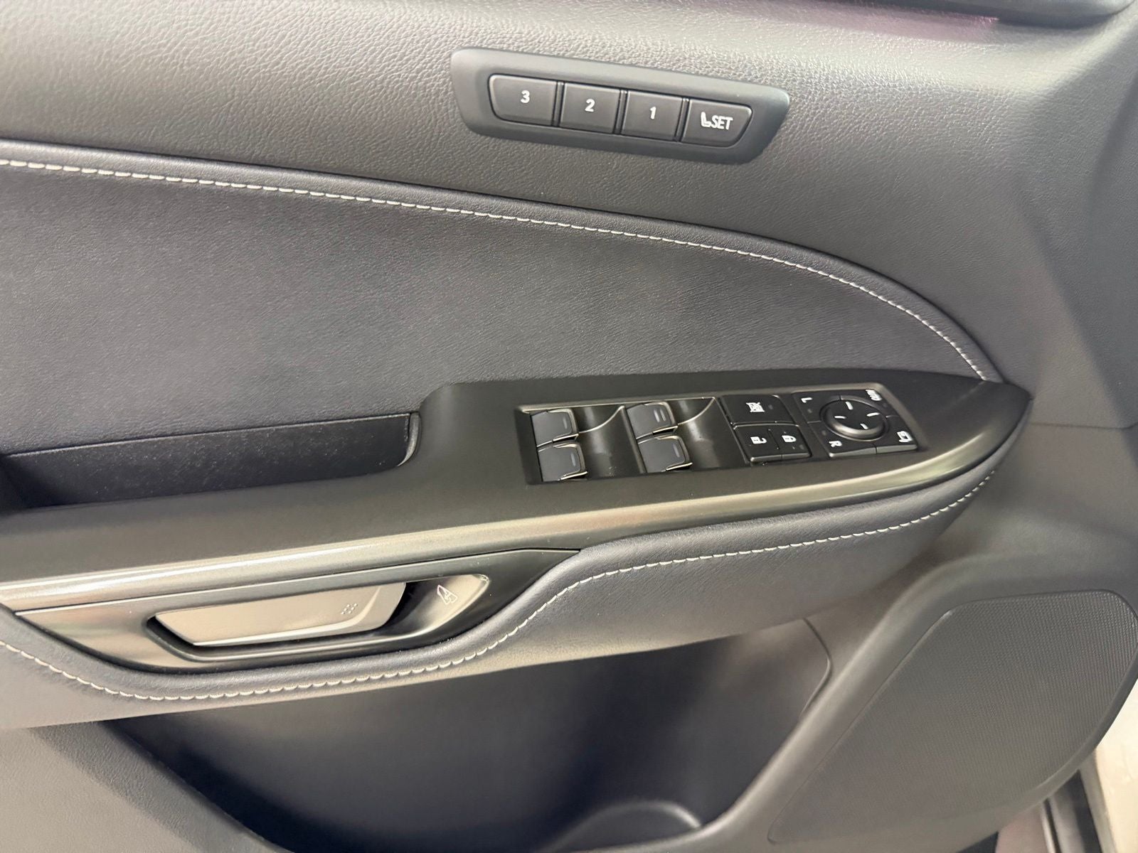 2023 Lexus NX 350h Premium
