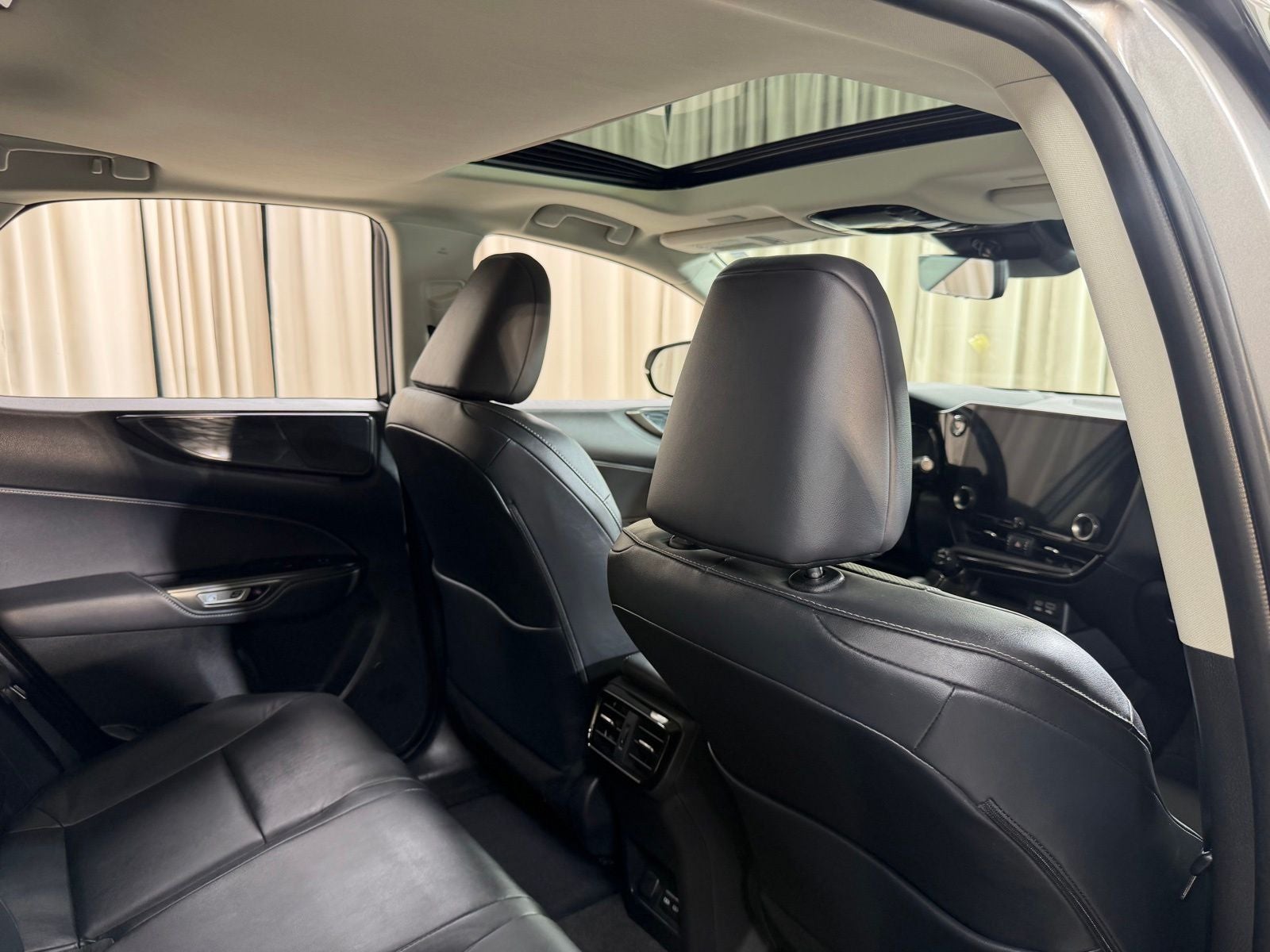 2023 Lexus NX 350h Premium