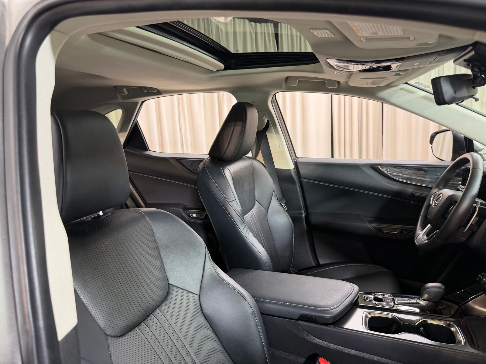2023 Lexus NX 350h Premium