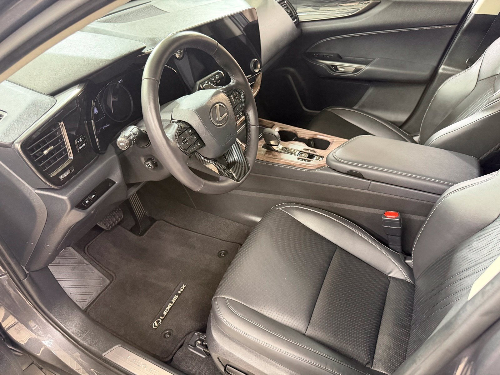 2026 Lexus NX 350h Premium