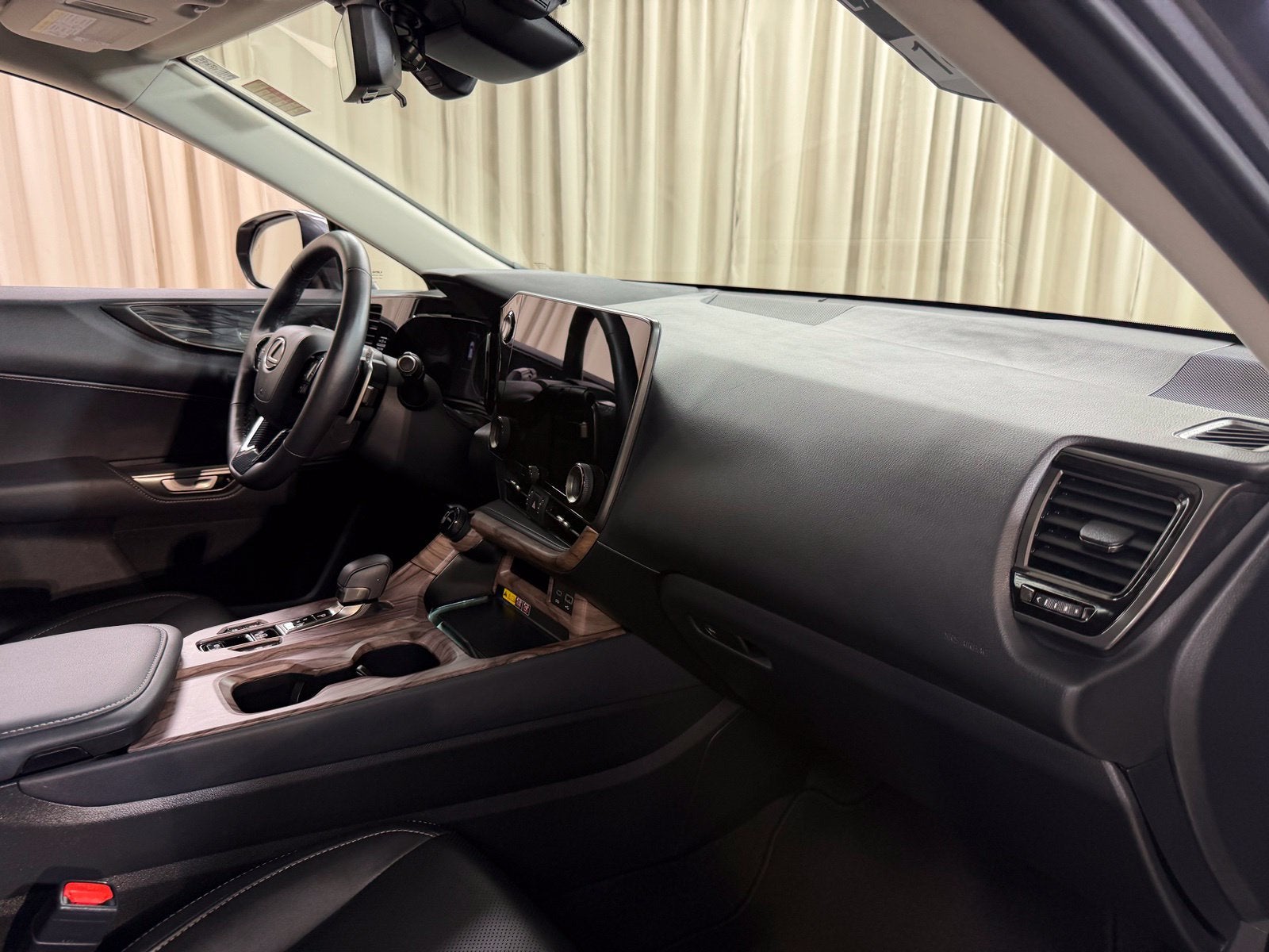 2026 Lexus NX 350h Premium