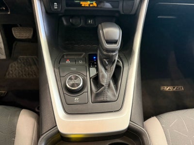 2019 Toyota RAV4 Hybrid XLE