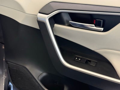 2019 Toyota RAV4 Hybrid XLE