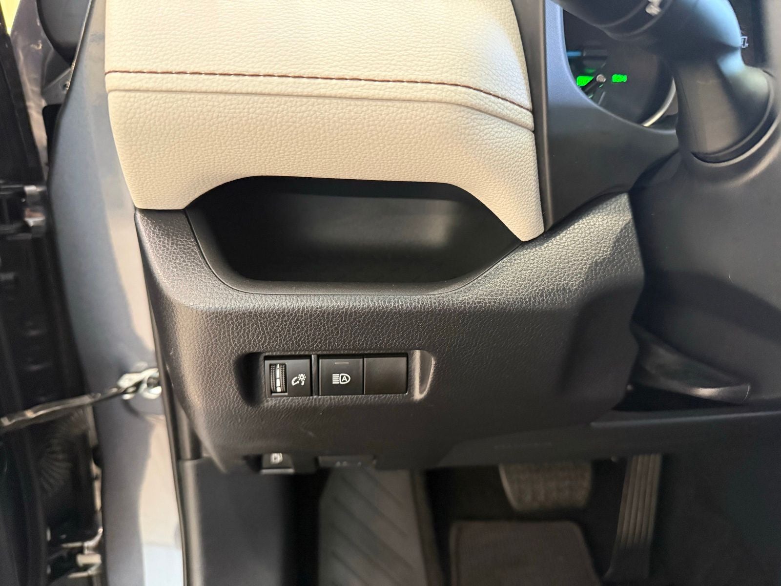 2019 Toyota RAV4 Hybrid XLE