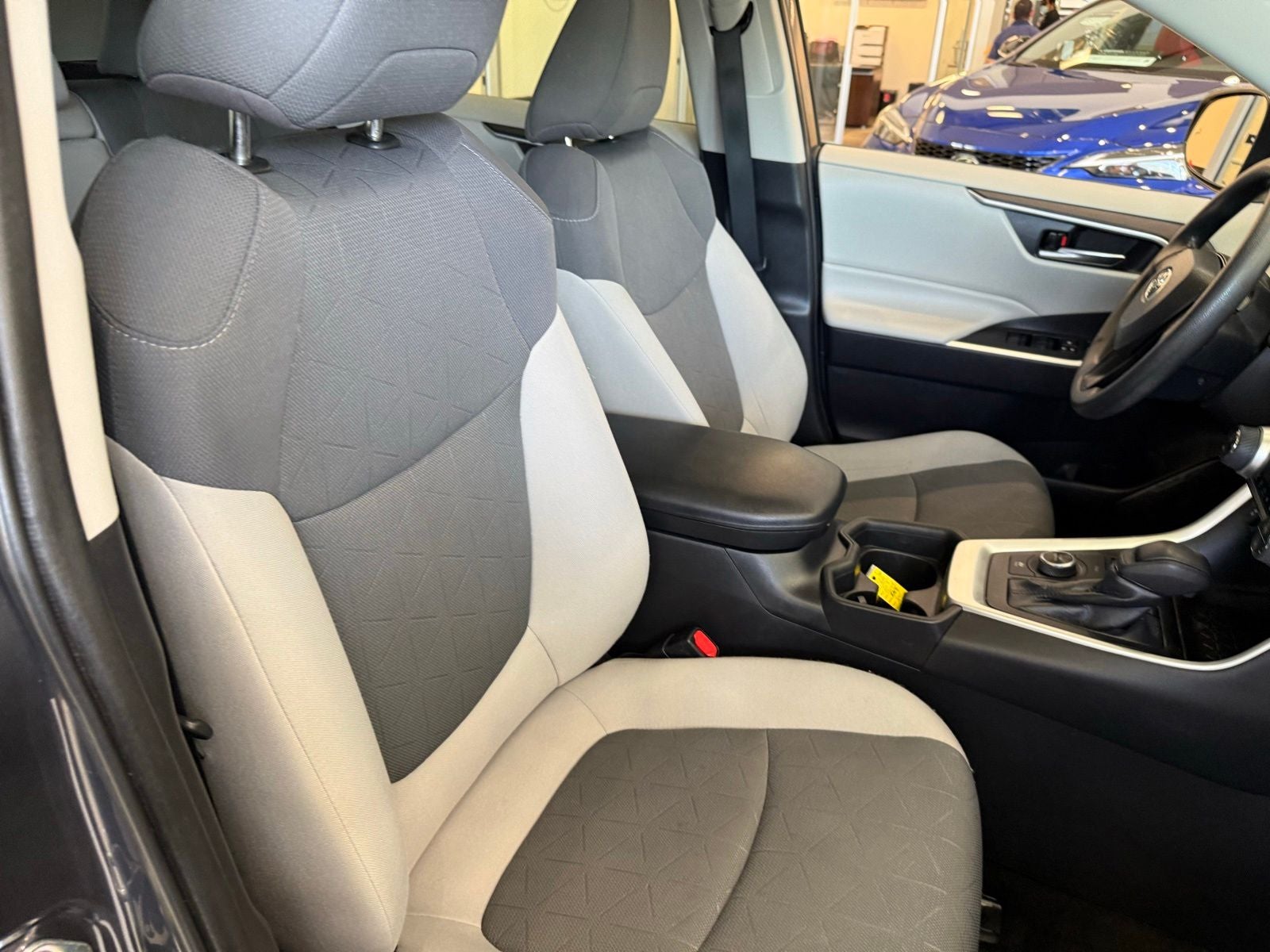 2019 Toyota RAV4 Hybrid XLE