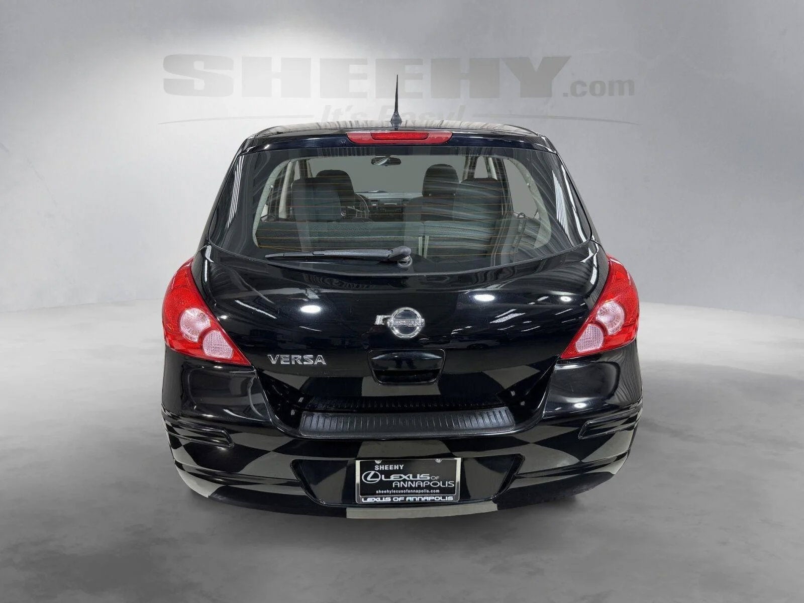 2012 Nissan Versa 1.8 S