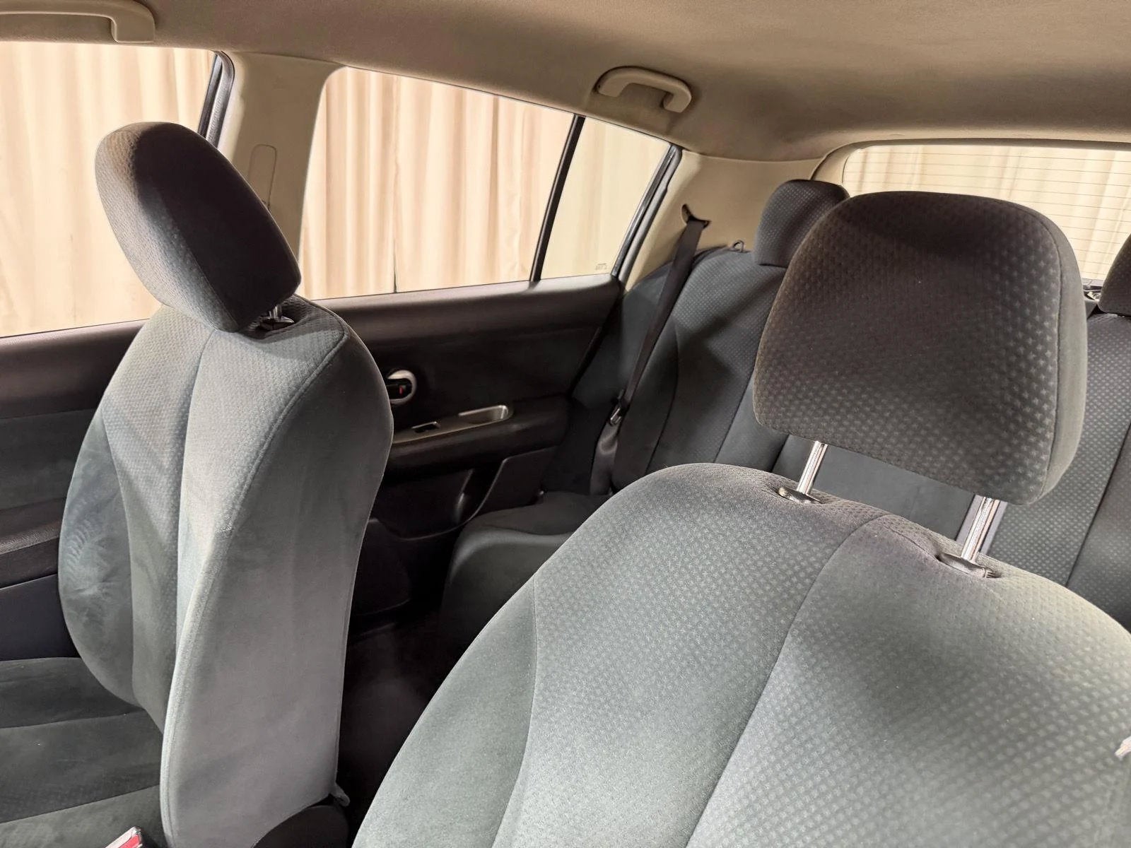 2012 Nissan Versa 1.8 S