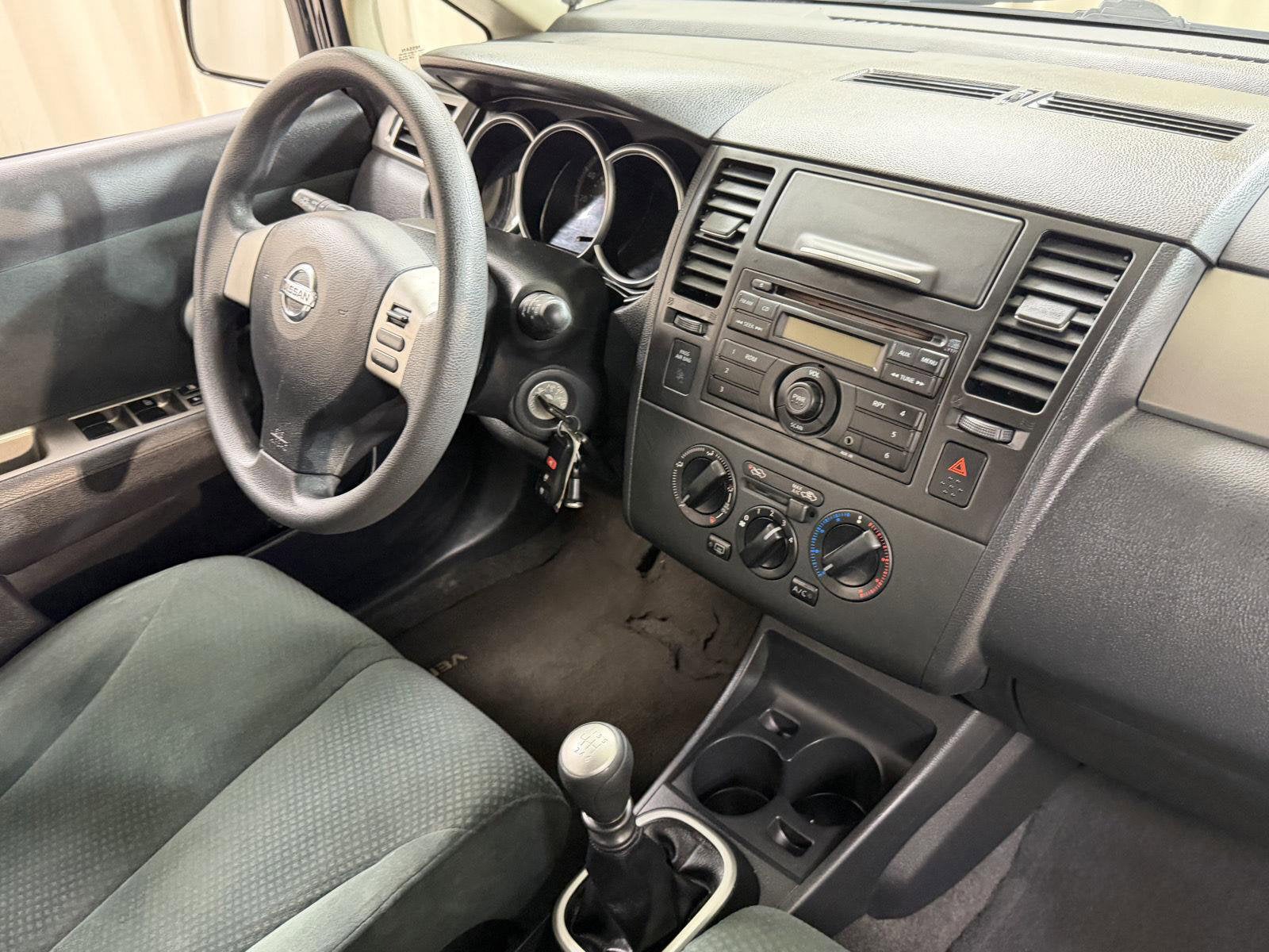 2012 Nissan Versa 1.8 S
