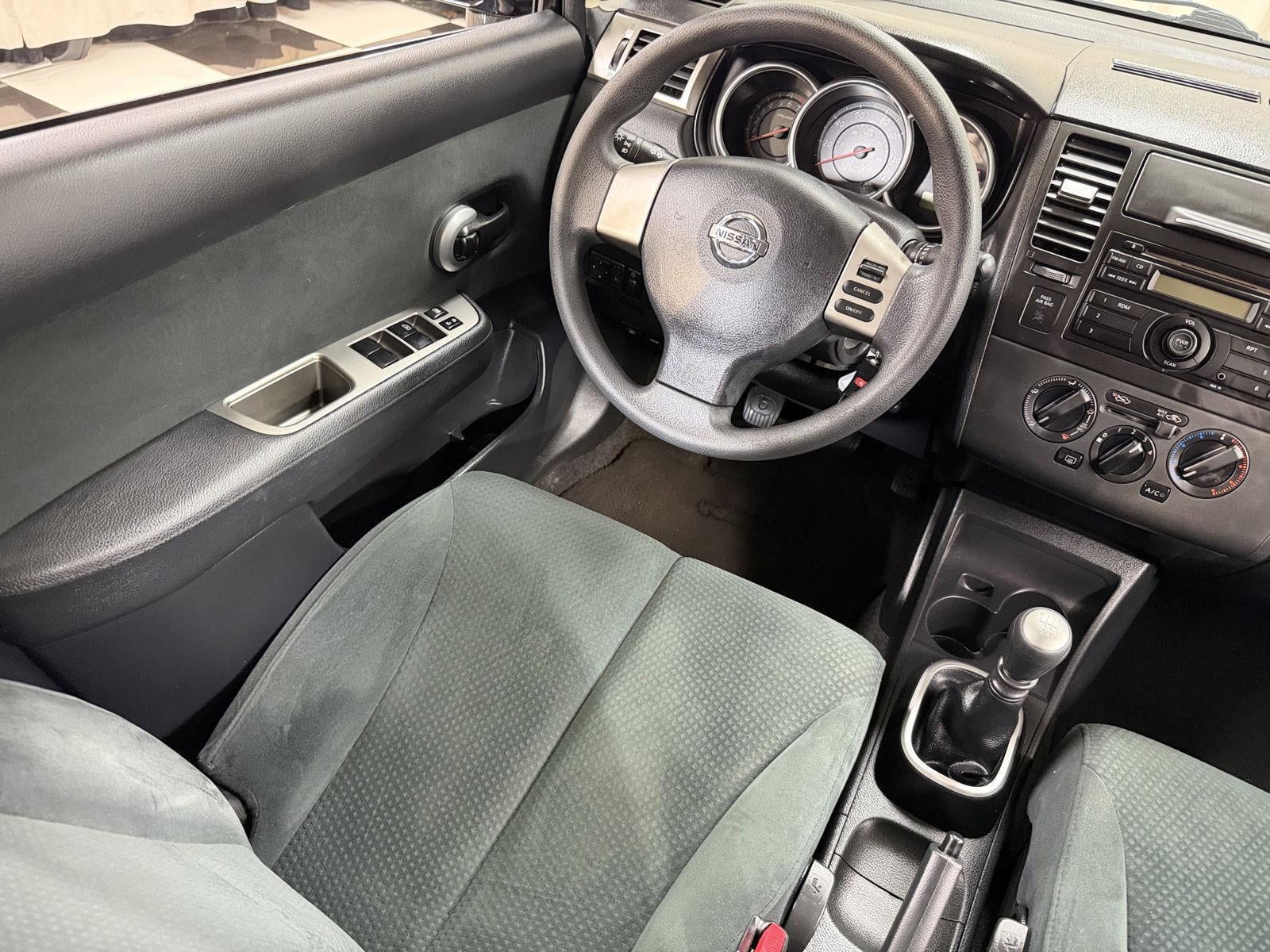 2012 Nissan Versa 1.8 S