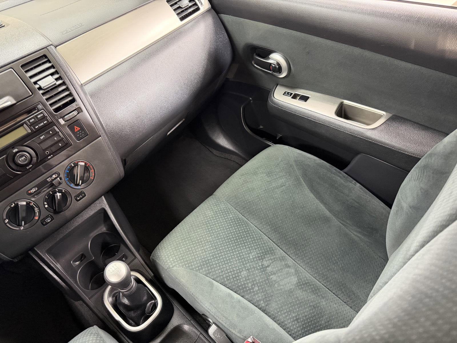 2012 Nissan Versa 1.8 S