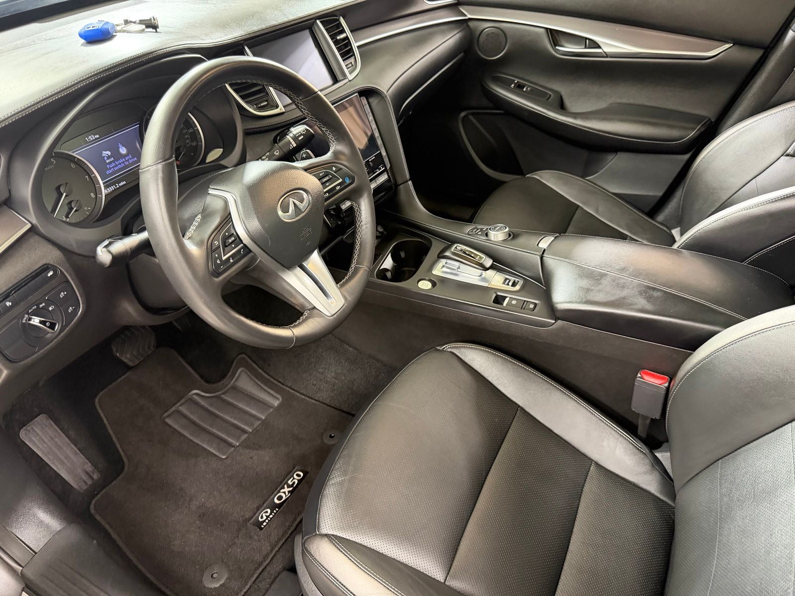 2023 INFINITI QX50 LUXE