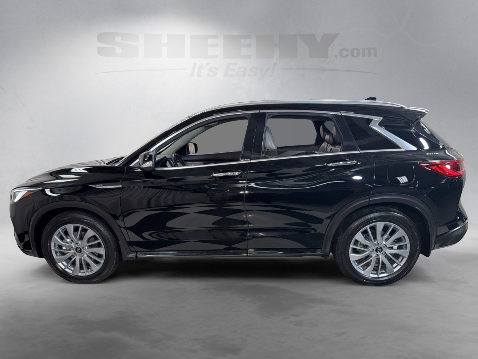 2025 INFINITI QX50 LUXE