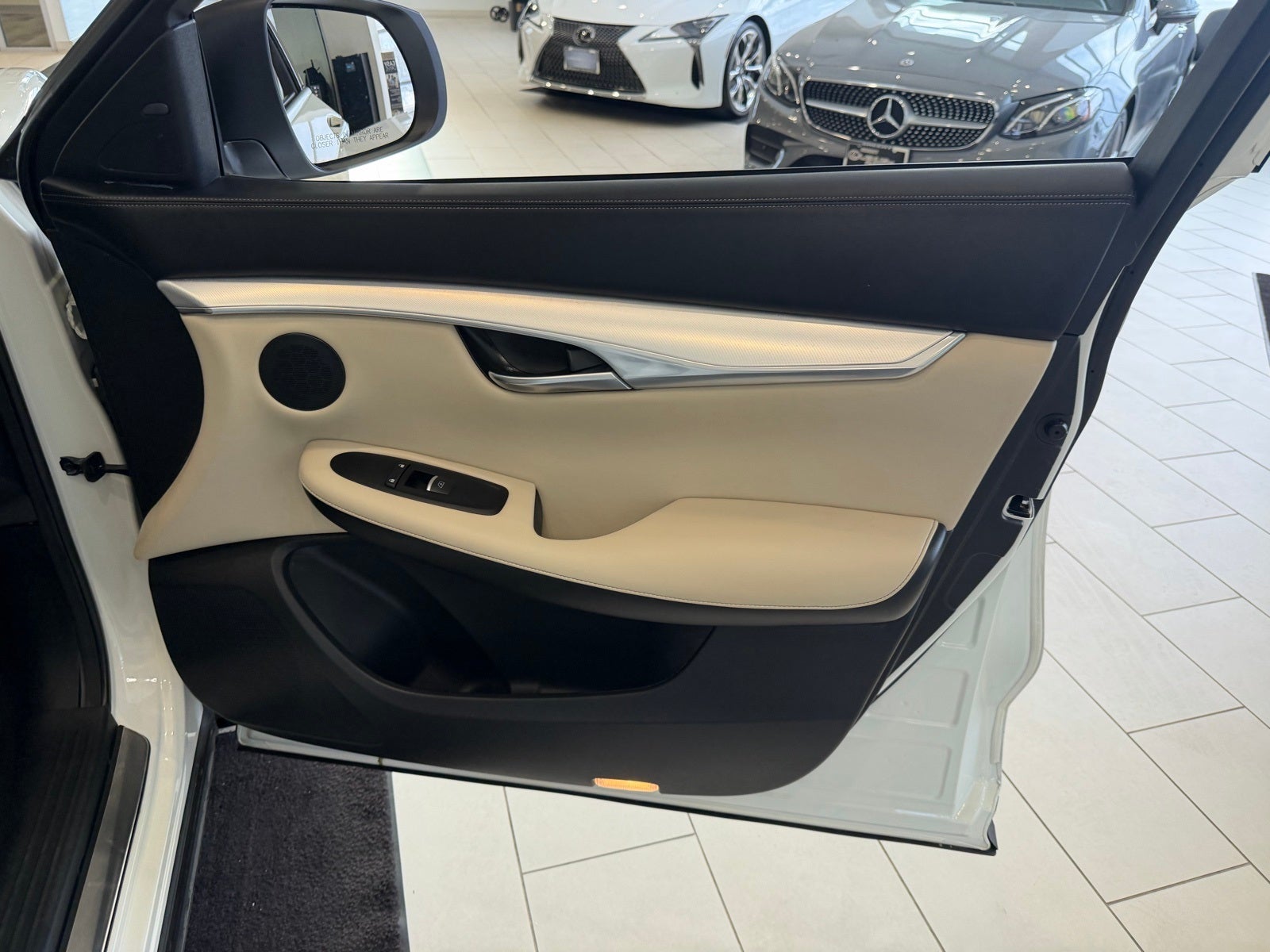 2019 INFINITI QX50 LUXE