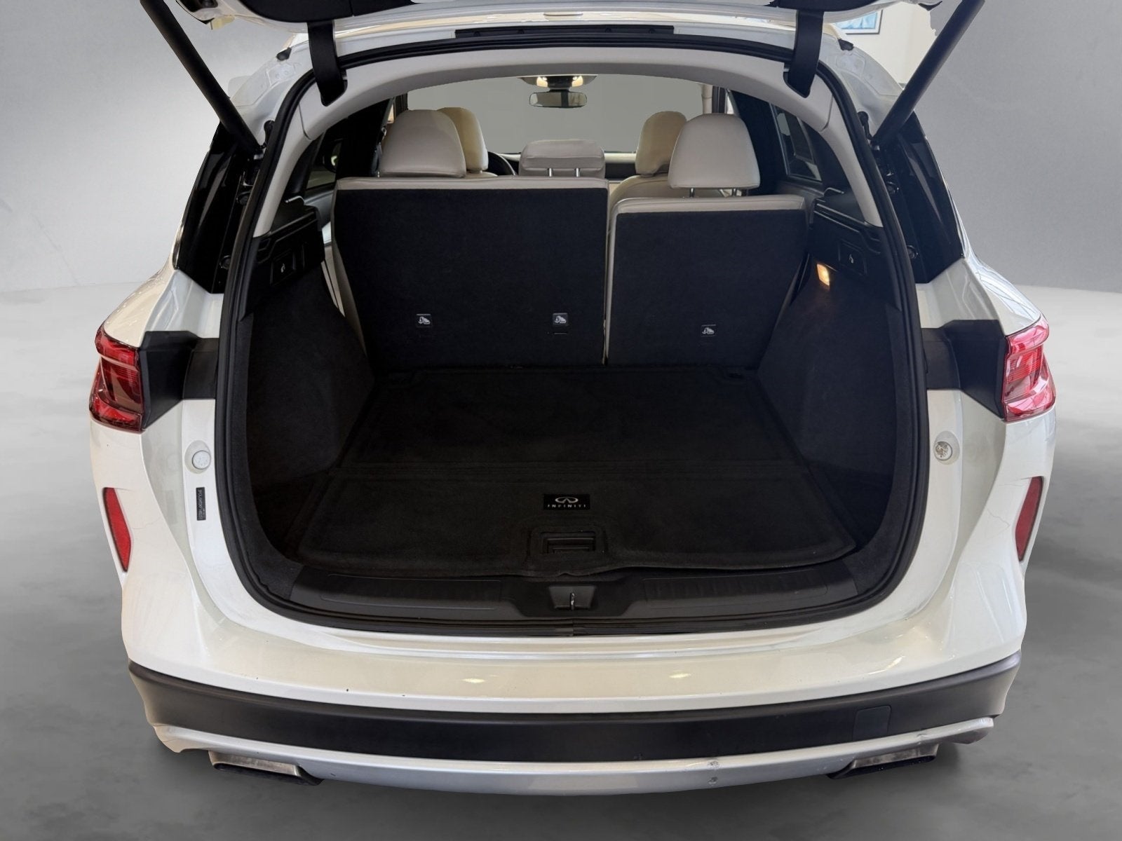 2019 INFINITI QX50 LUXE