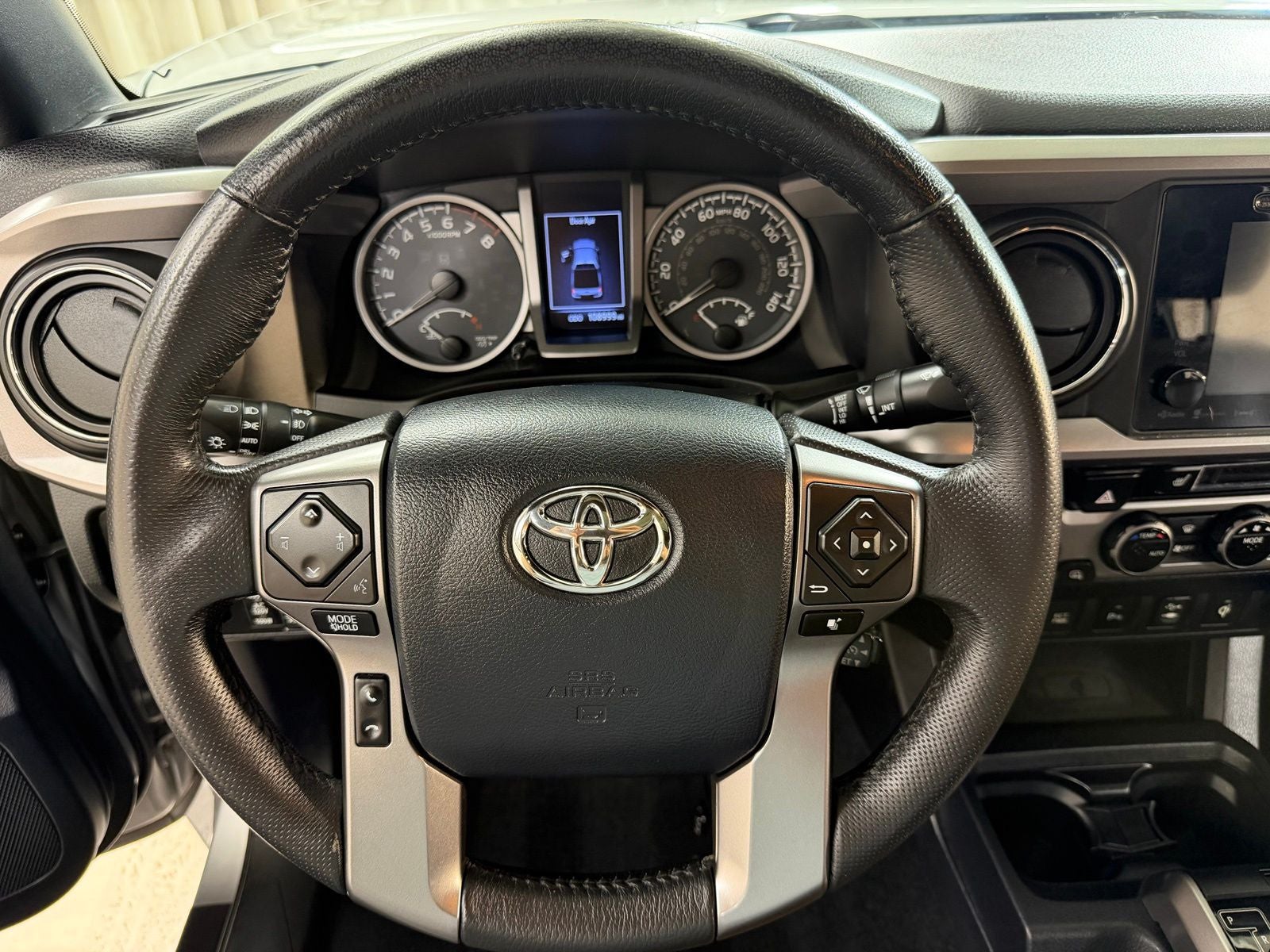 2017 Toyota Tacoma Limited V6
