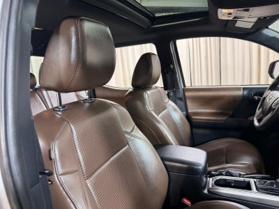 2017 Toyota Tacoma Limited V6