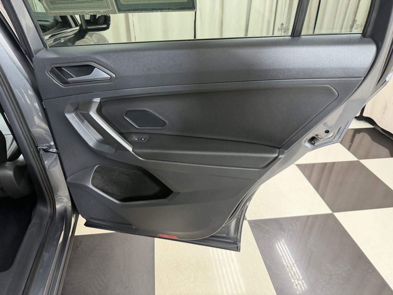 2021 Volkswagen Tiguan 2.0T SE
