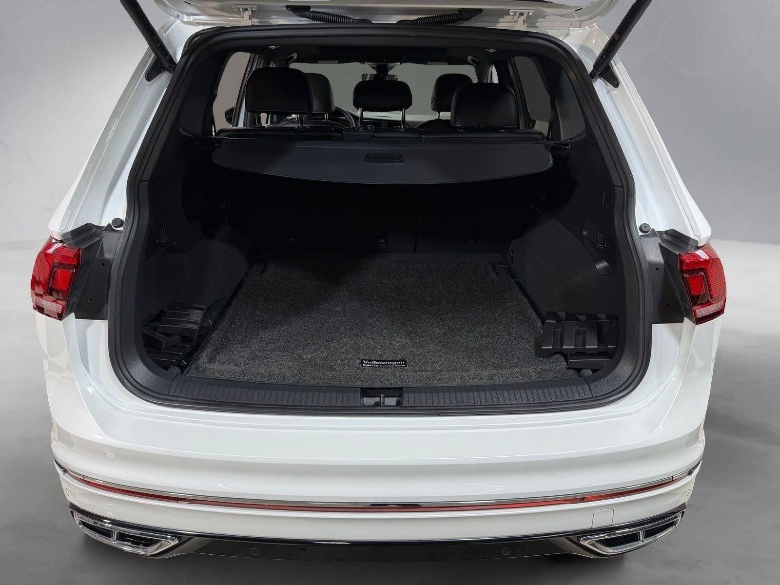 2022 Volkswagen Tiguan SEL R-Line