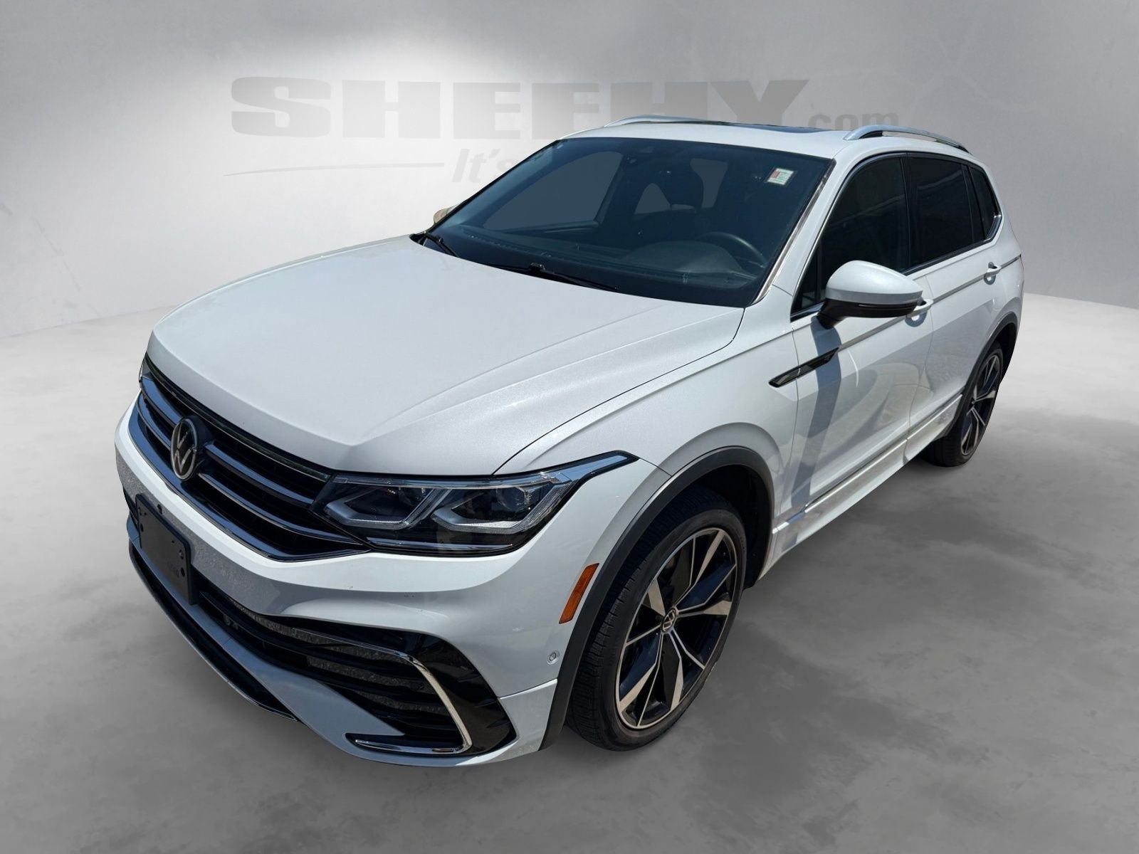 2022 Volkswagen Tiguan 2.0T SEL R-Line