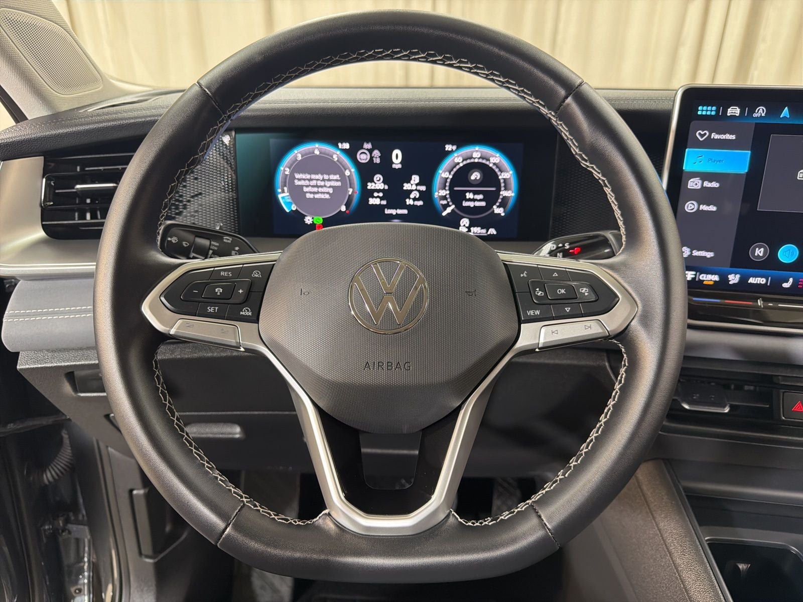 2025 Volkswagen Tiguan 2.0T SE