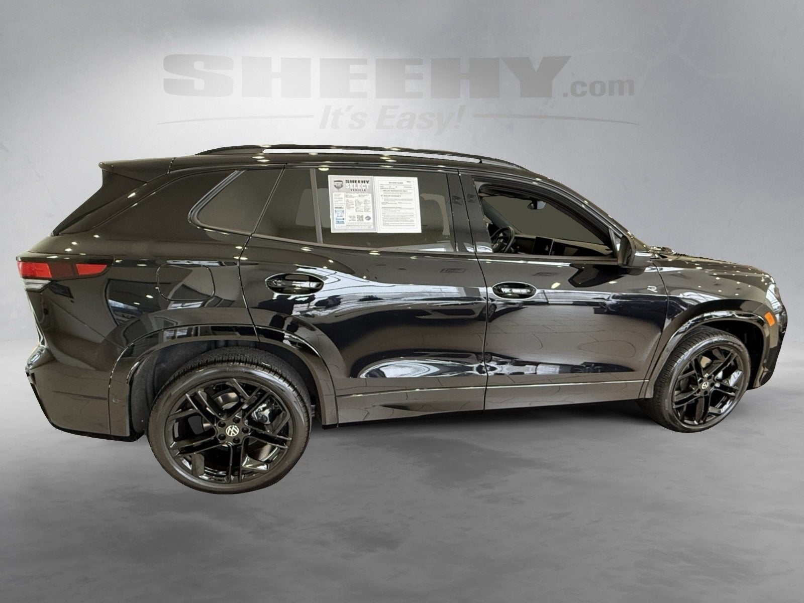 2025 Volkswagen Tiguan 2.0T SE R-Line Black