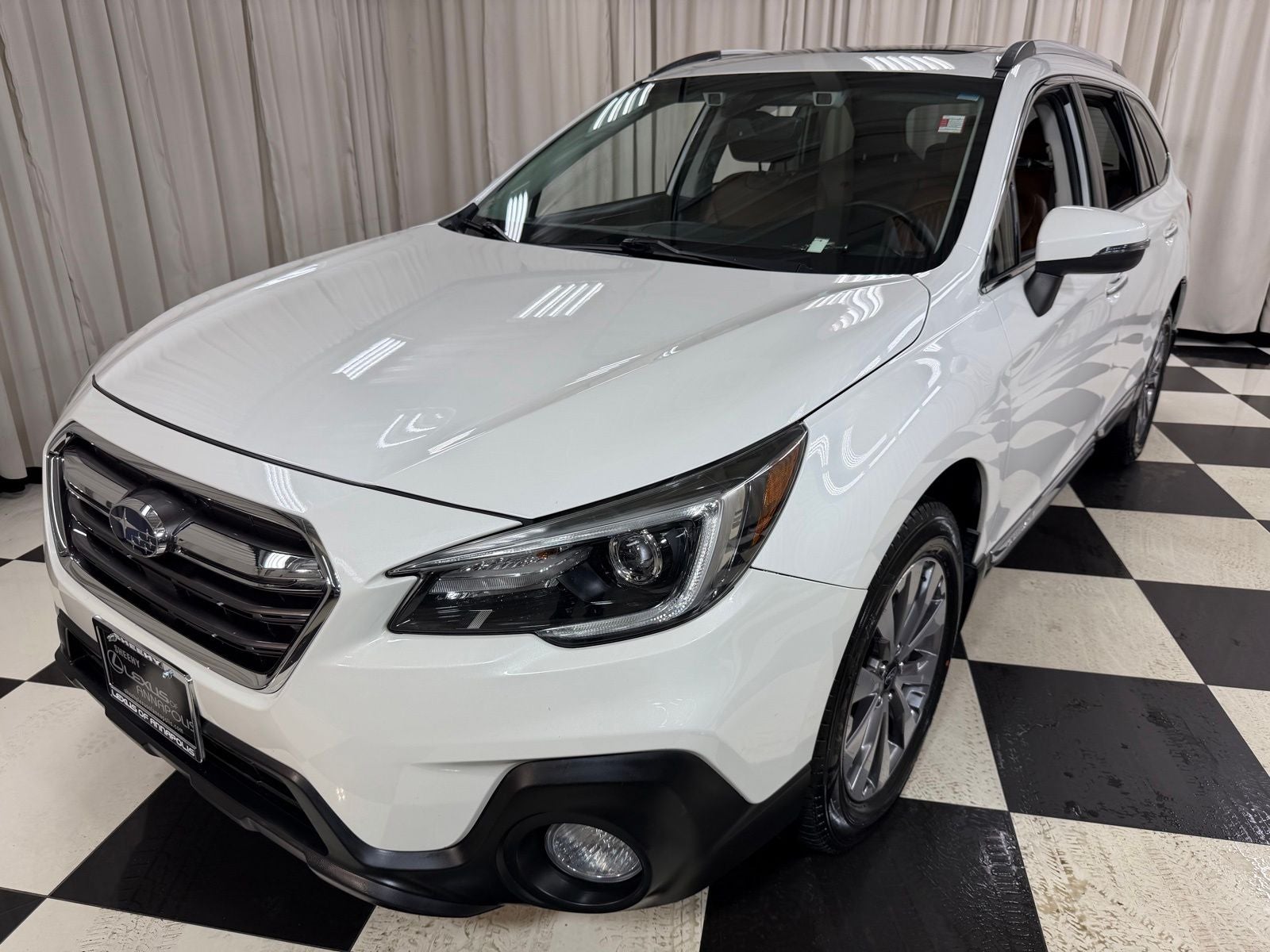 2019 Subaru Outback 2.5i Touring