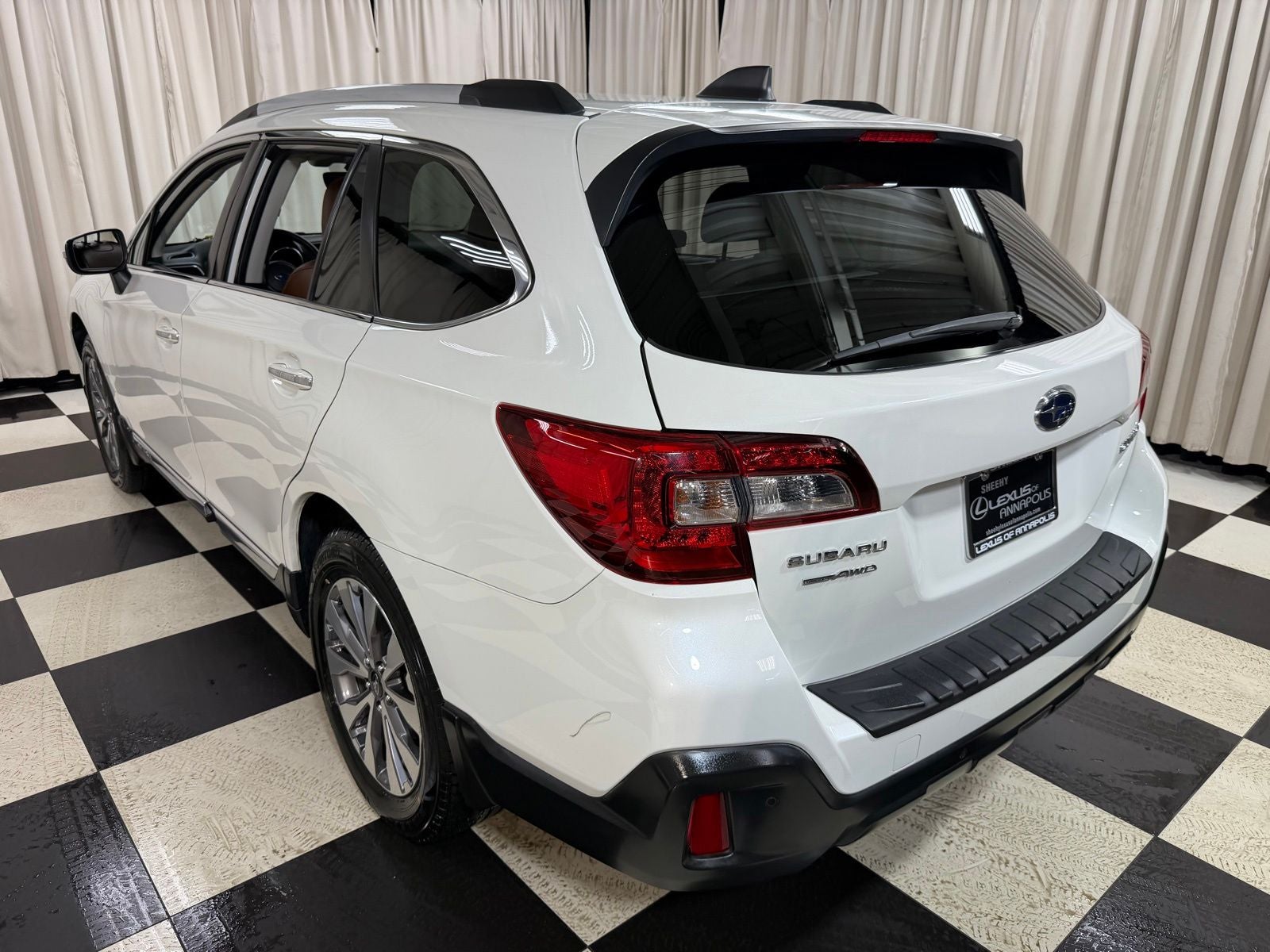 2019 Subaru Outback 2.5i Touring