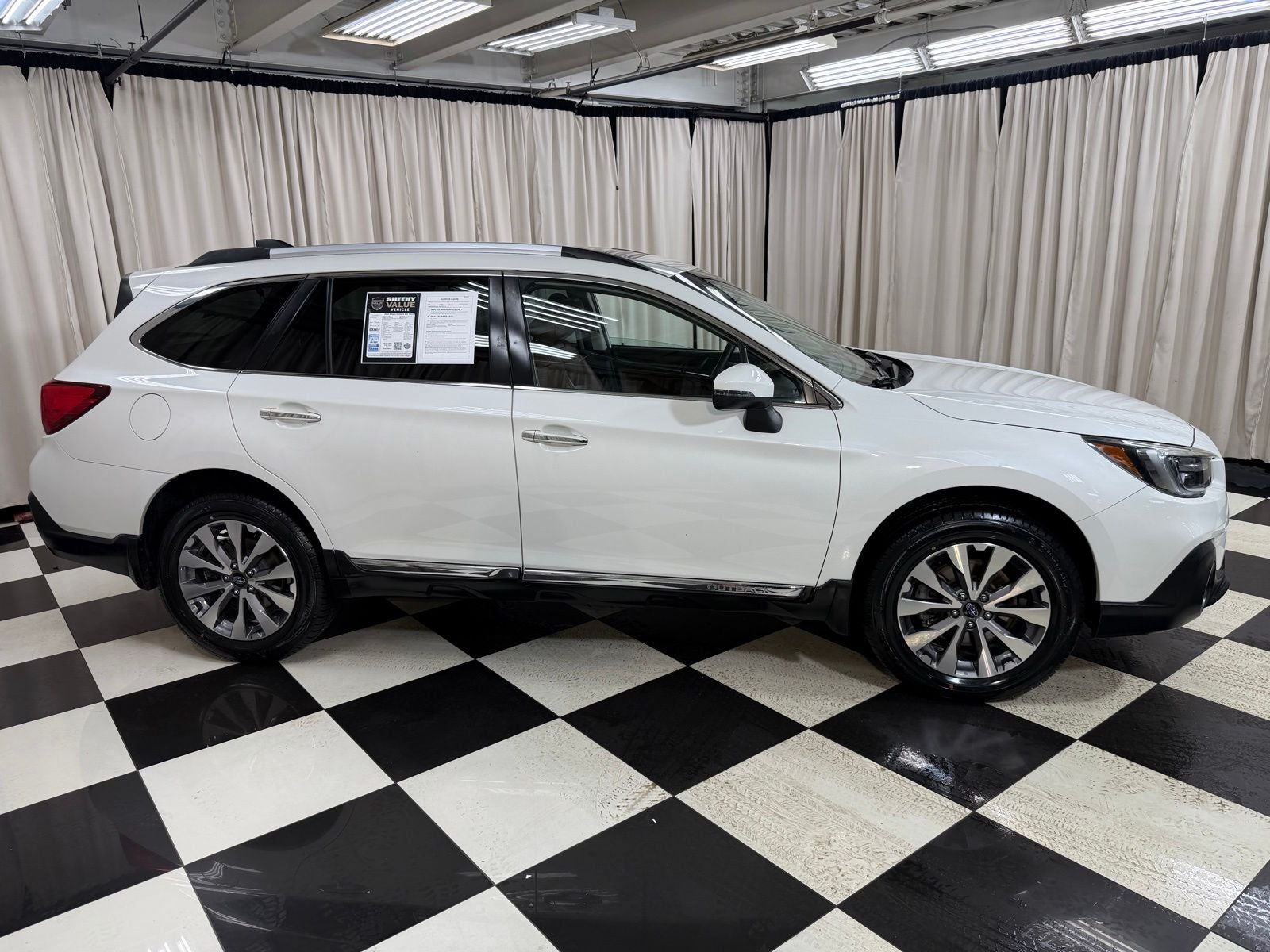 2019 Subaru Outback 2.5i Touring