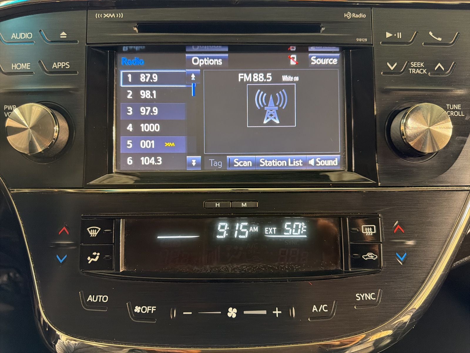 2016 Toyota Avalon XLE