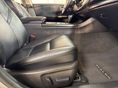 2016 Toyota Avalon XLE