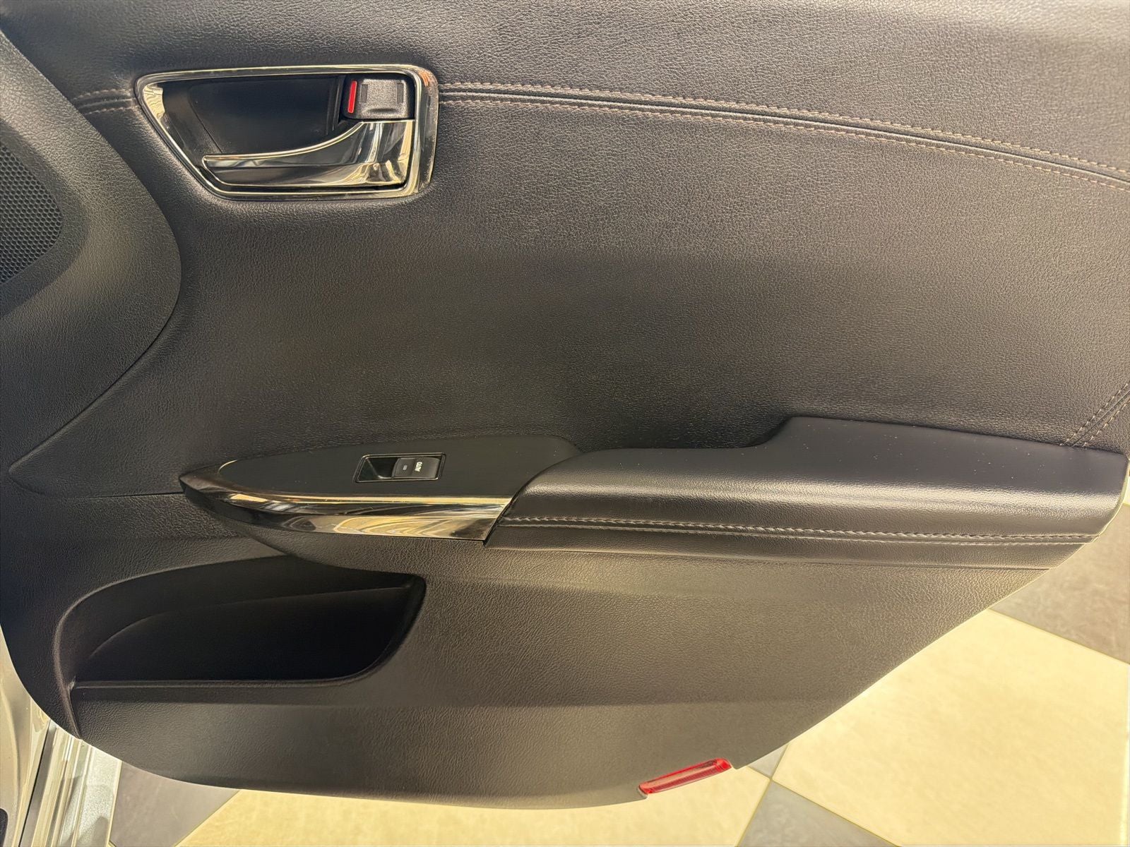 2016 Toyota Avalon XLE