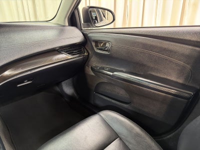 2016 Toyota Avalon XLE