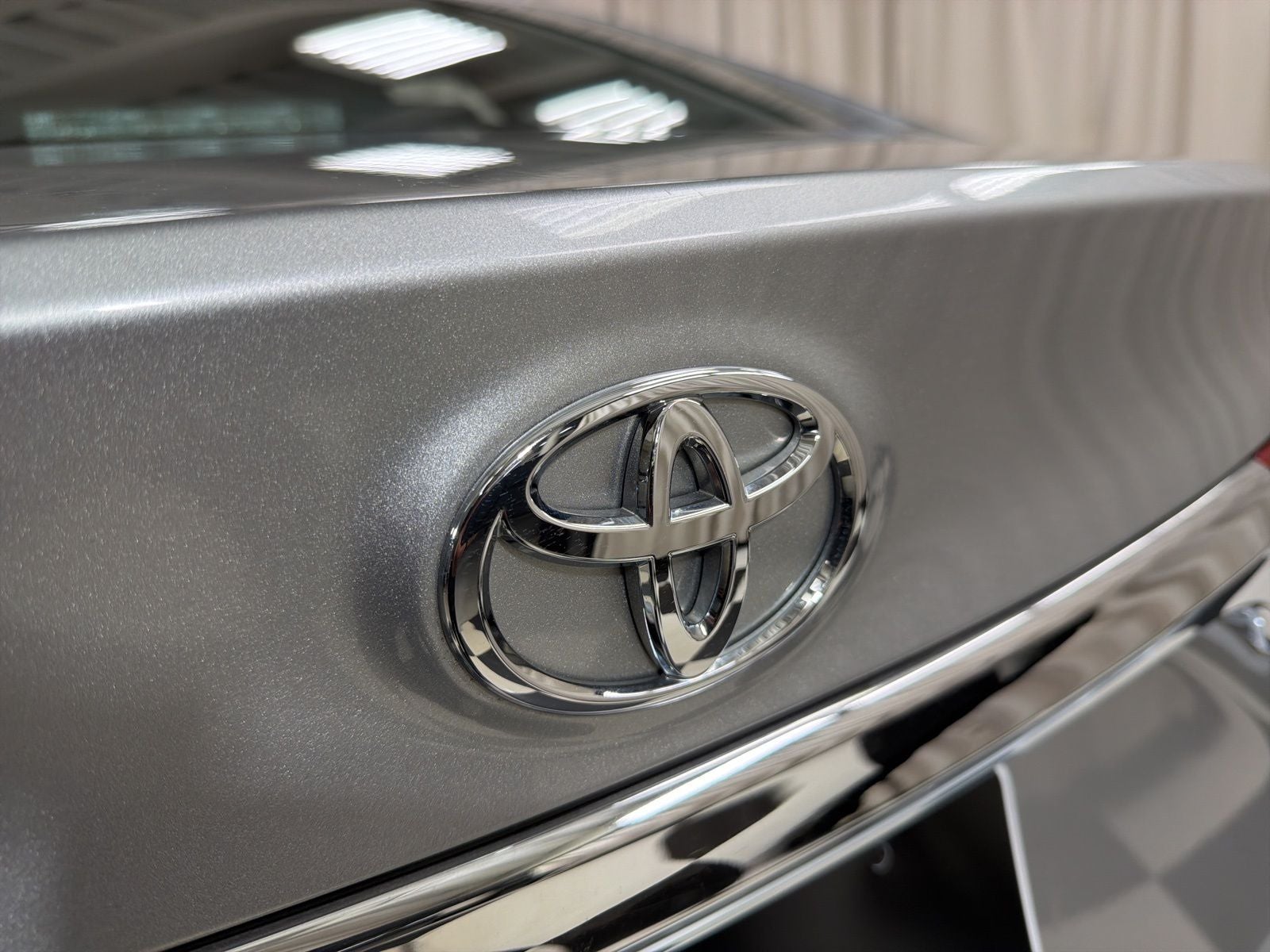 2016 Toyota Avalon XLE