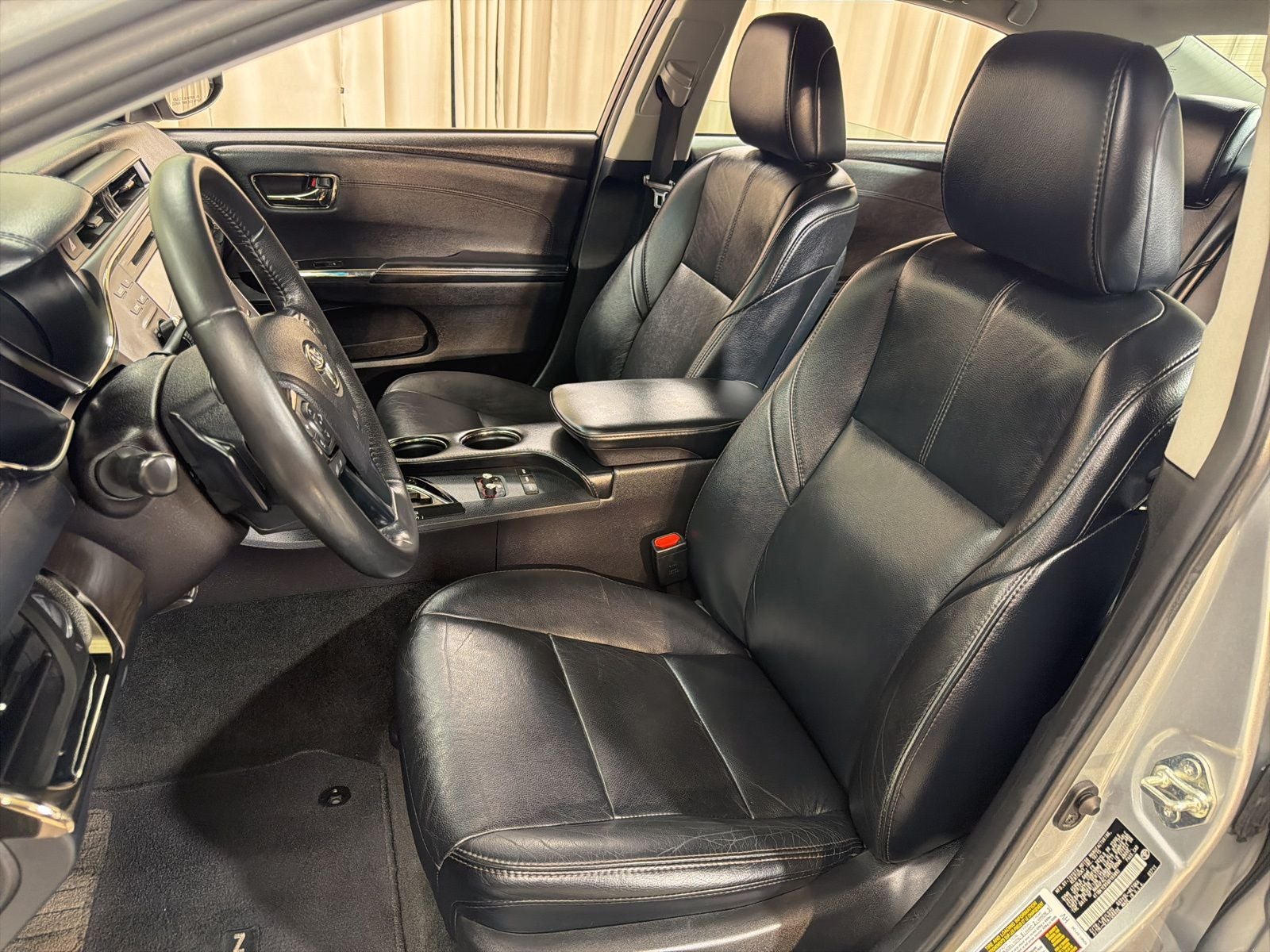 2016 Toyota Avalon XLE