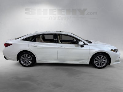 2019 Toyota Avalon XLE
