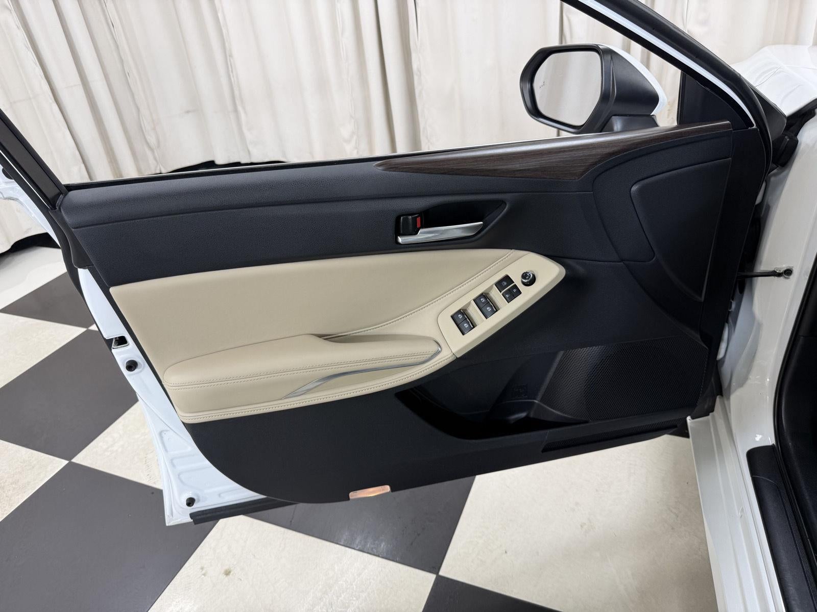 2019 Toyota Avalon XLE