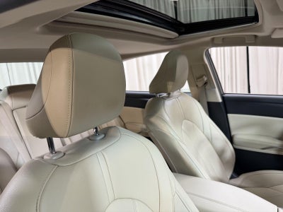 2019 Toyota Avalon XLE