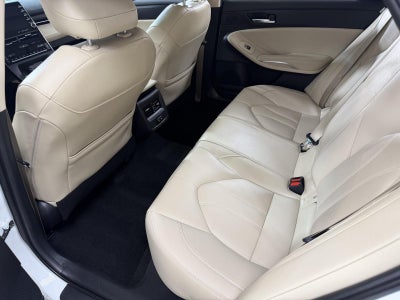 2019 Toyota Avalon XLE