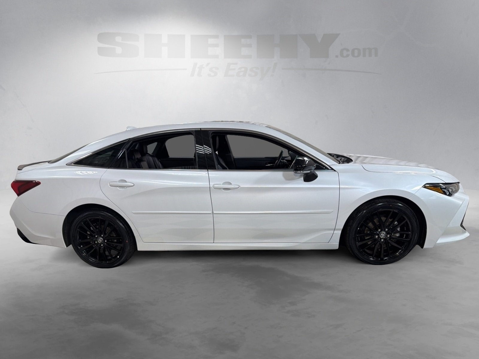 2019 Toyota Avalon XSE