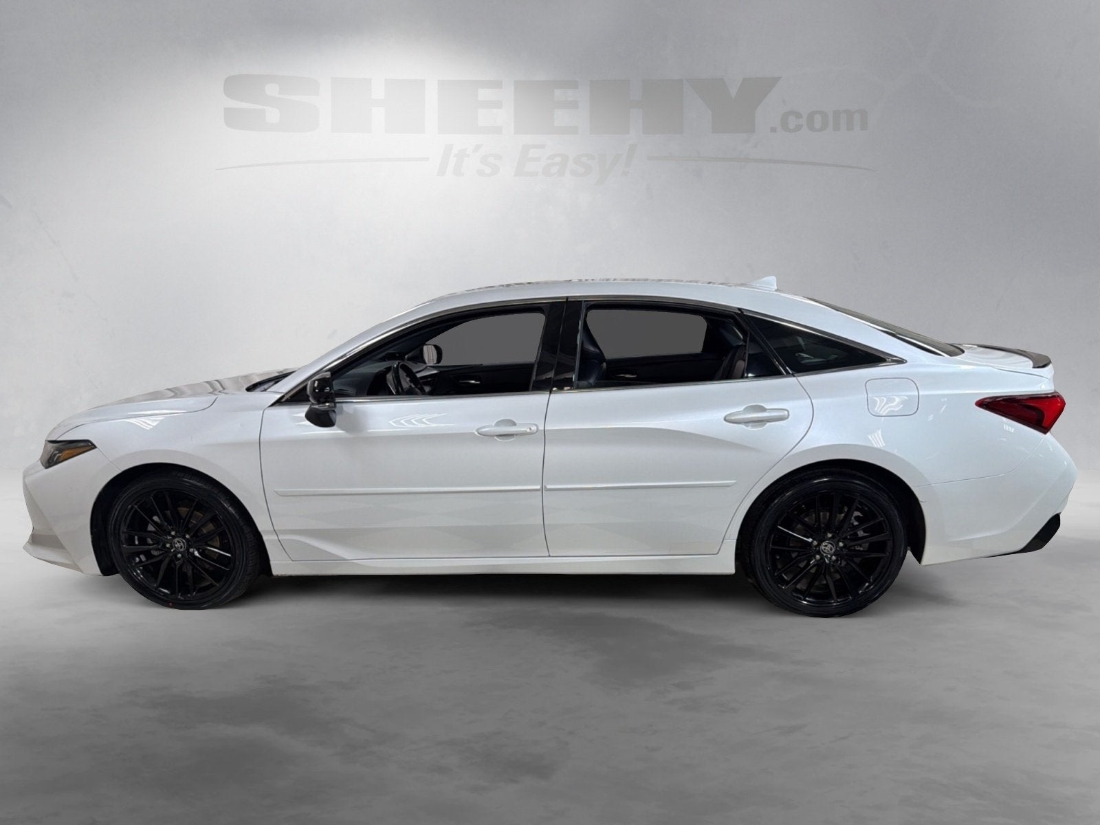 2019 Toyota Avalon XSE