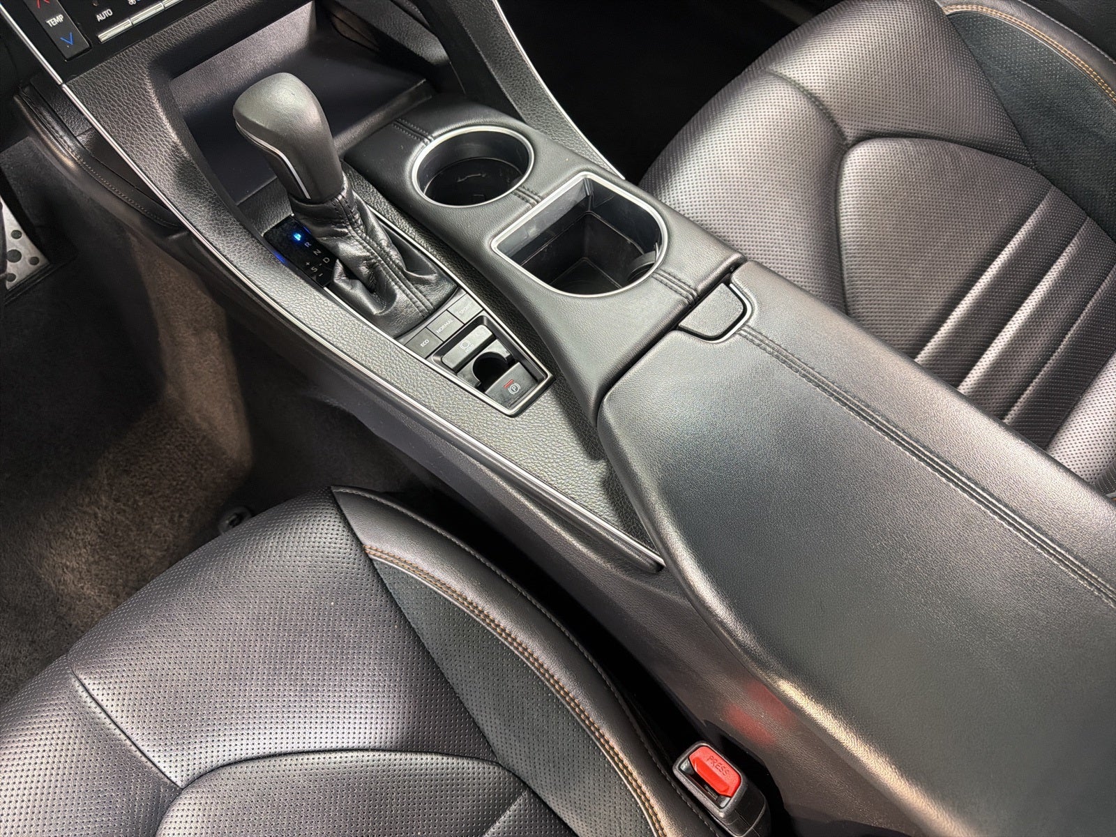 2019 Toyota Avalon XSE