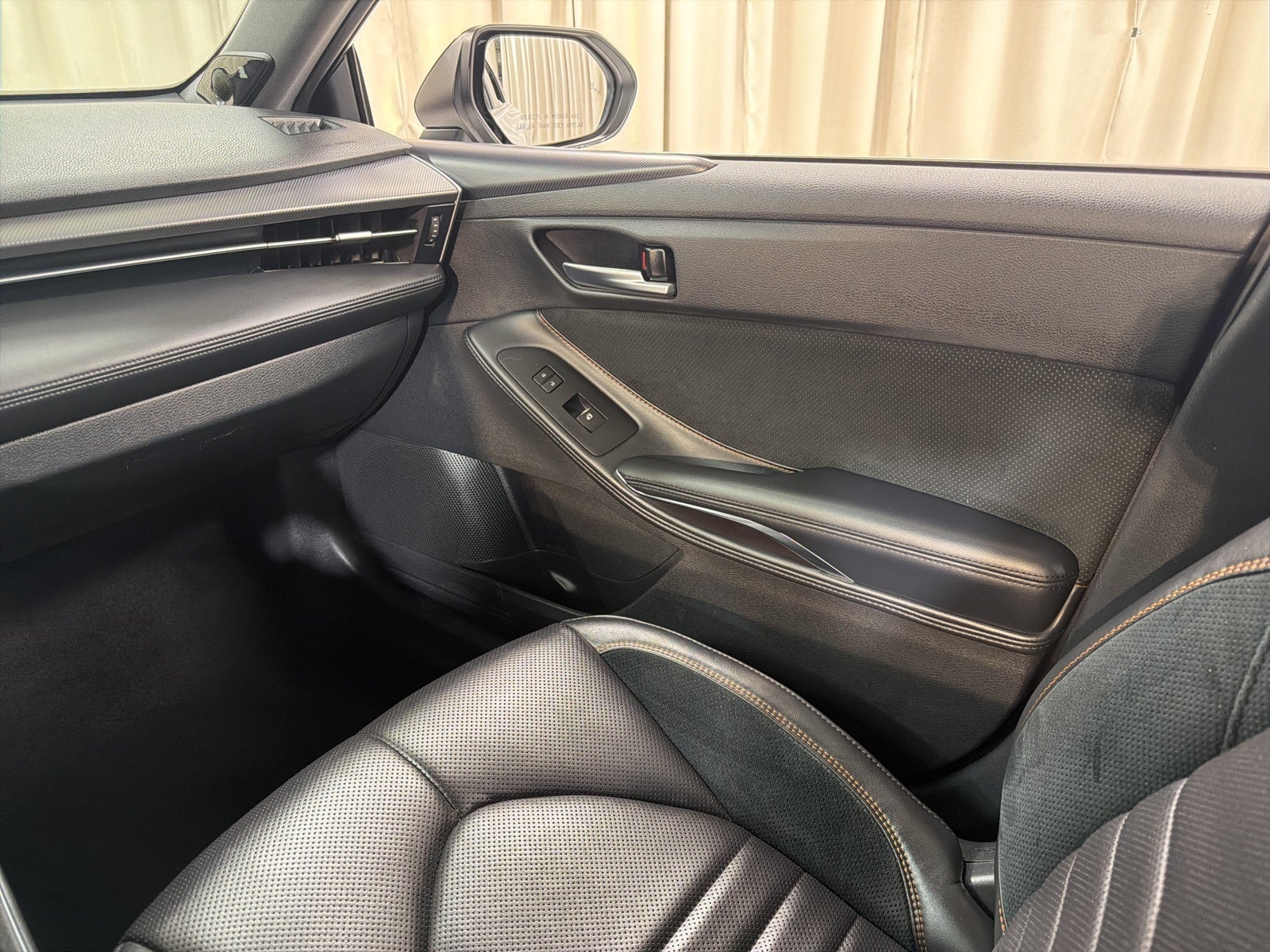 2019 Toyota Avalon XSE