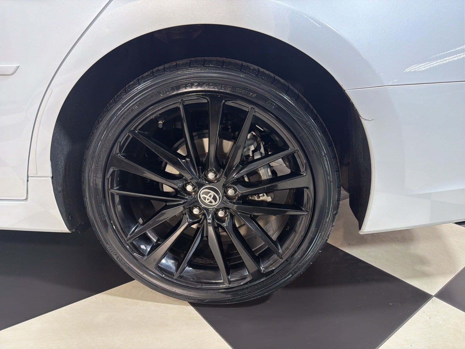 2019 Toyota Avalon XSE