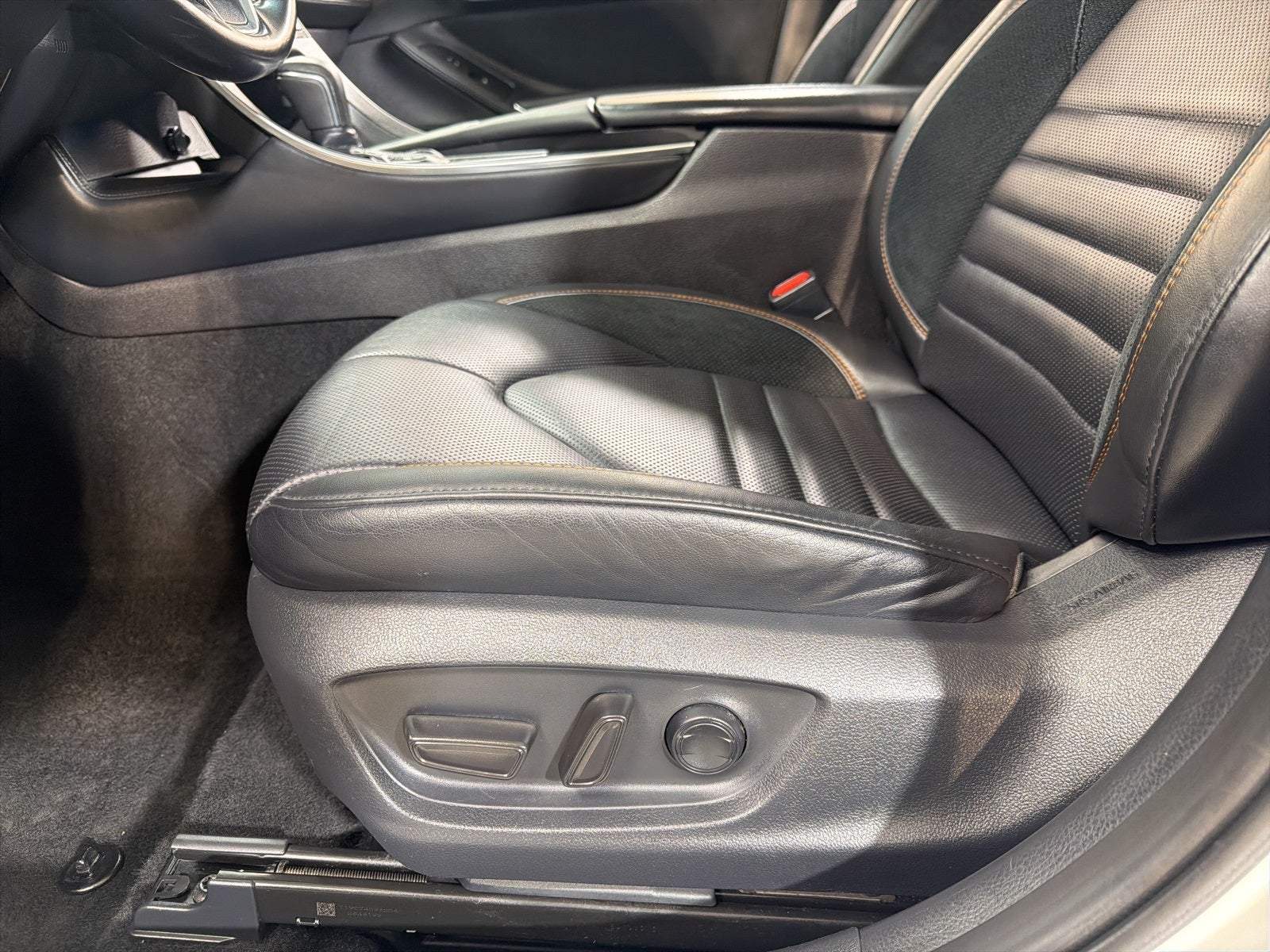 2019 Toyota Avalon XSE