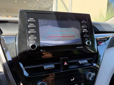 2022 Toyota Camry Hybrid LE