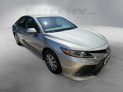 2022 Toyota Camry Hybrid LE