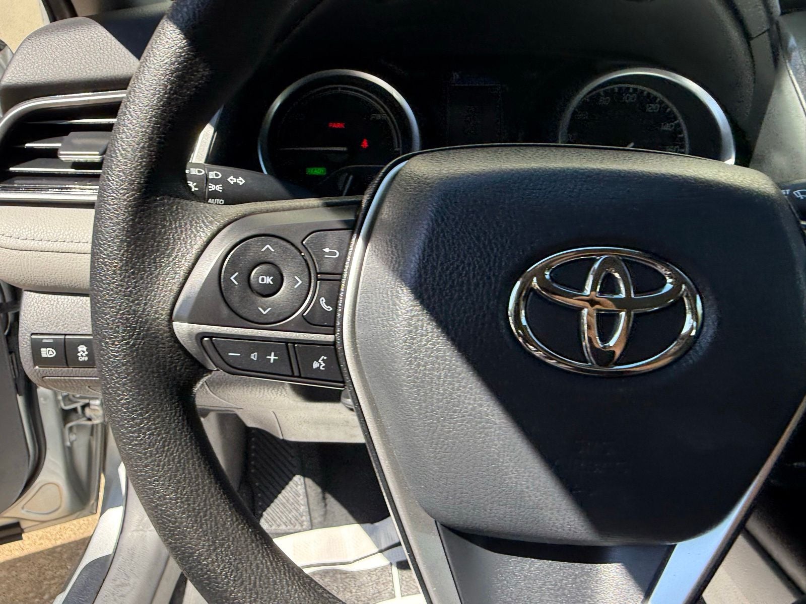 2022 Toyota Camry Hybrid LE
